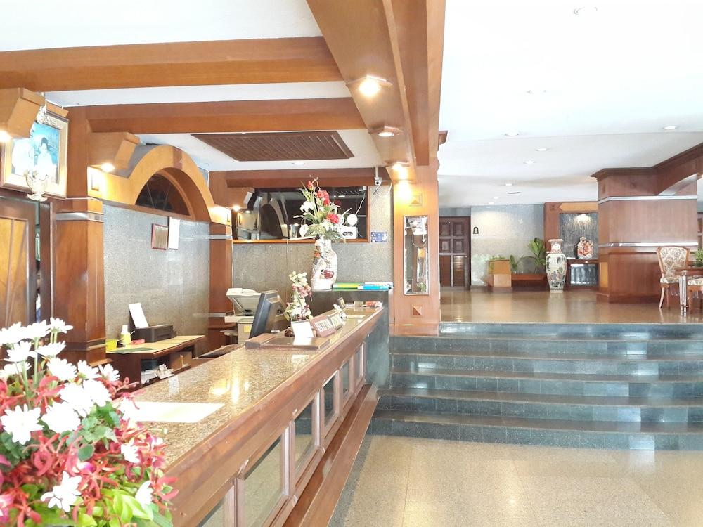 Caesar Palace Hotel Pattaya Esterno foto