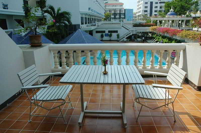 Caesar Palace Hotel Pattaya Esterno foto