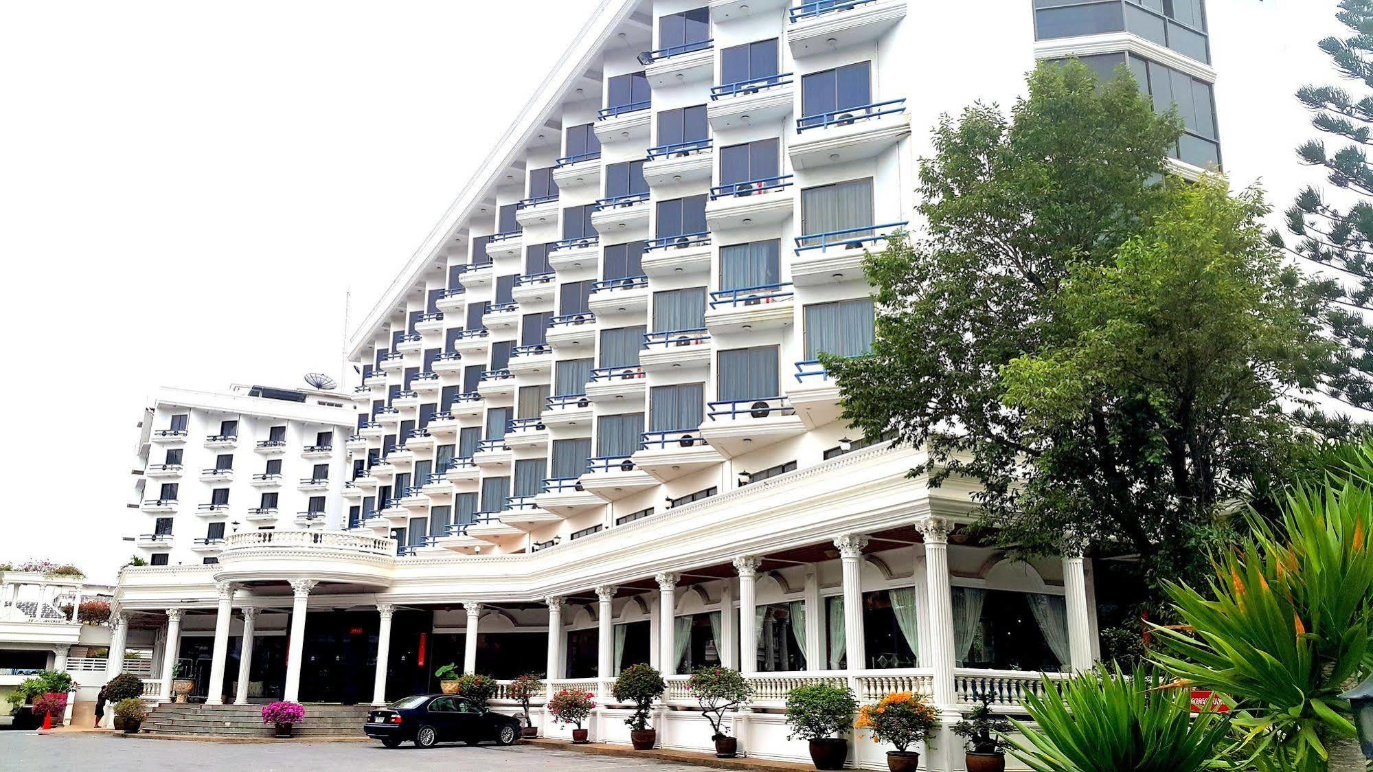 Caesar Palace Hotel Pattaya Esterno foto